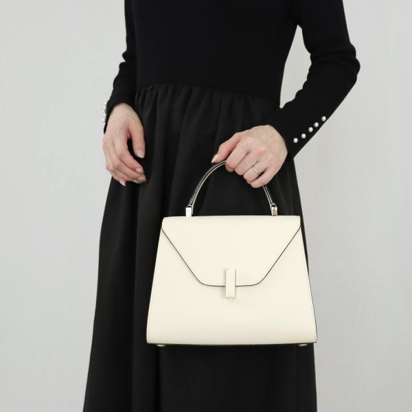 【並行輸入品】 ヴァレクストラ VALEXTRA 2WAYバッグ イジィデ WBES0056 028...