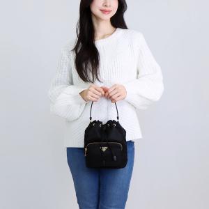 PRADA プラダ ショルダーバッグ 1BH038 OOO RV44 レディース