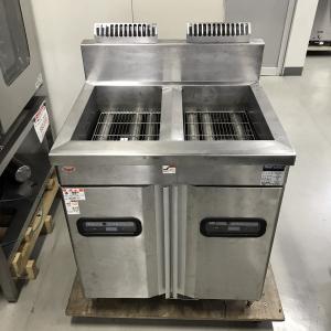 ホシザキ　HOSIZAKI　業務用　卓上フライヤー　８L　２００V　厨房　飲食店　FL-8TB FLA-8TA ホシザキ 電気フライヤー オートリフト式 卓上タイプ｜業務用