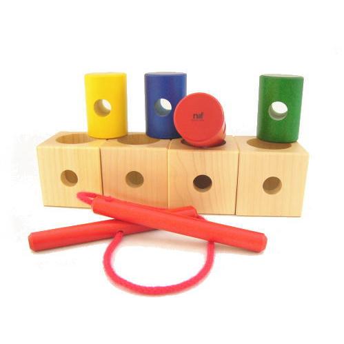 シグナ 木のおもちゃ ネフ社 つみき 積み木 積木 ひも通し あそび 知育玩具 ドイツ 出産 御祝 ...