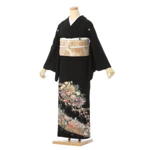 梅乃【127】正絹　黒留袖　フルセット　美品　身幅広め　飛鶴　波　流水　大人 ワイドサイズ 花流水 飛翔鶴柄の黒留袖フルセット(黒)| 黒留袖・大きい