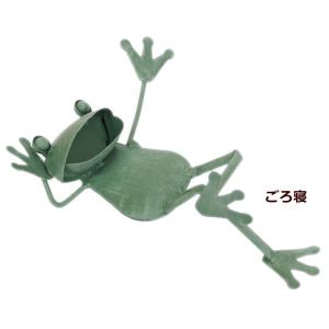 ほお杖するカエルさん カエル ブリキ かえる 置物 蛙 ガーデン 庭