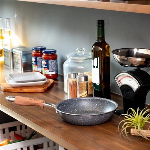 ヤマダオリジナル マーブルコーティングフライパン 20cm YFPIHST0120CM ガス火IH両...