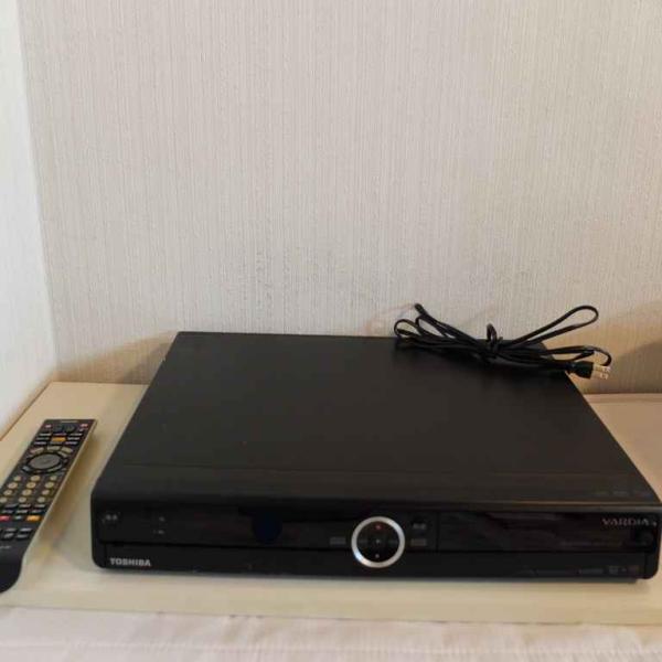 TOSHIBA VARDIA 地上・BS・110度CSデジタルチューナー搭載ハイビジョンレコーダー ...