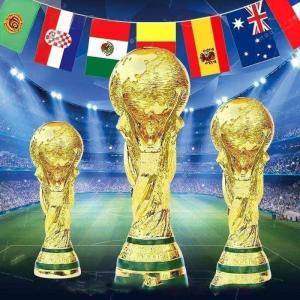 ワールドカップのトロフィー サッカー選手権のトロフィー 3Dレプリカ FIFA カタール サッカー記念品 コレクション ゴールド 36cm