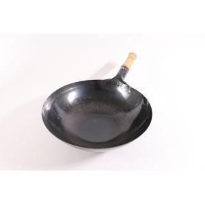 山田 工業所 鉄 打出 木柄つき 片手中華鍋（北京鍋）30cm 1.2mm厚