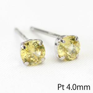 スフェーン ピアス Pt900 プラチナ 4.0mm 四本爪 7月誕生石 ※現在の在庫はイエローグリーン系のルースとなります