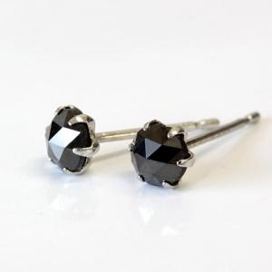 K18YGブラックダイヤ0.5ct片耳ピアス　18金　特Aダイヤ メンズ片耳ピアス│K18ブラックダイヤモンド│男性用フープ
