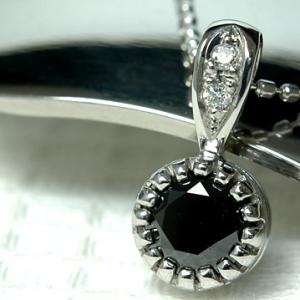 ペンダントトップ 18k ブラックダイヤモンド 18金 K18 プラチナ