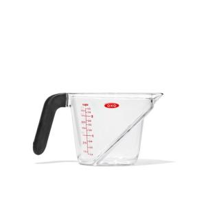 OXO(オクソー) アングルドメジャーカップ 500ml 計量カップ 耐熱カップ 電子レンジ可 食洗機可｜eccurrent