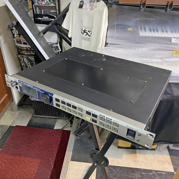 YAMAHA MOTIF-RACK