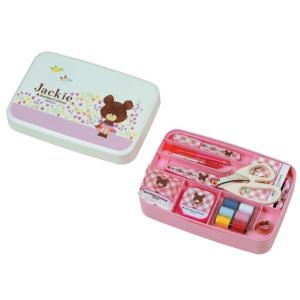 [VE001]【送料無料】くまのがっこう ソーイングセット（うす型ケース） ホワイト【小学生家庭科向...