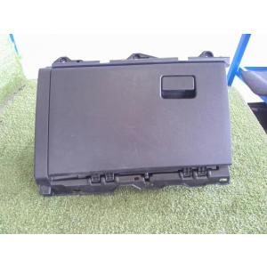 カローラ 6AA-ZWE211 グローブBOX ハイブリッド S 1F7    55550-1258...