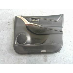 ハリアー DAA-AVU65W 右Fドアトリム HV プレミアム アドバンスドパッケージ 4WD 2...