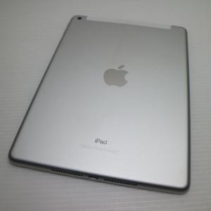 超美品 SIMフリー iPad6 第6世代 W...の詳細画像1