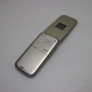 美品 F-01G らくらくホン ベーシック4 ...の詳細画像1