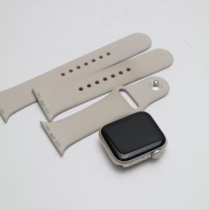 新品同様 Apple Watch SE（第2世代） 40mm GPS スターライト スマホ 中古あす...