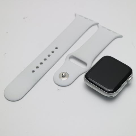 新品同様 Apple Watch SE（第2世代） 44mm GPS スターライト スマホ 中古あす...