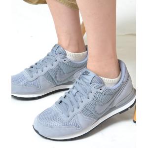 NIKE WMNS INTERNATIONALIST ナイキ...
