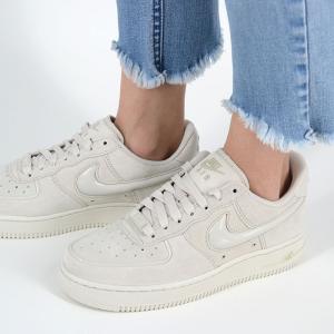 NIKE WMNS AIR FORCE 1 '07 ナイキ ウィメンズ エア フォース レディース スニーカー ライトグレー hv4406-001