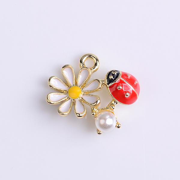 フラワー 花 てんとう虫 パール 立体リアル チャームピアスパーツ 金具アクセサリーパーツ【2ケ】