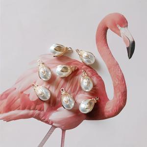 【即納 2ケ】ちょっと大きめ 3弁 花の蕾型 チ...の商品画像