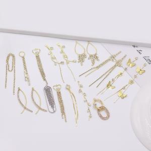 【2ケ】チェーンチャーム 揺れる ピアス チャー...の商品画像