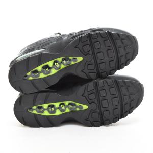 ●585766 NIKE ナイキ ●スニーカー...の詳細画像2