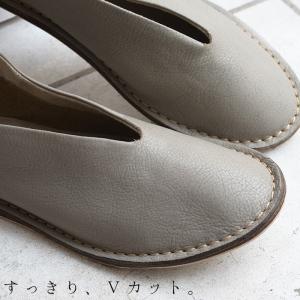本革 ぺたんこ パンプス 歩きやすい Vカット...の詳細画像1