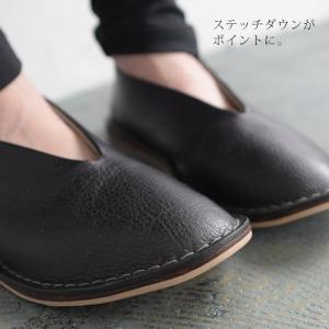 本革 ぺたんこ パンプス 歩きやすい Vカット...の詳細画像4