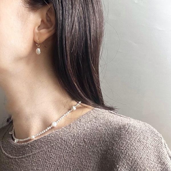 ケシと貝パールのステンレスネックレス[ゴールドカラー]  2025年春夏新作　淡水真珠　アレルギー対...