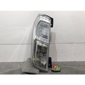 キューブ Z12/NZ12 純正 右ヘッドライト/ランプ キセノン HID