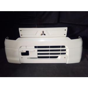 ミニキャブ GBD-U61V FバンパーASSY CD R5M11 6857    6400C971...