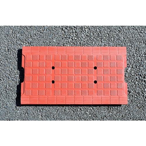 RT-F310531 ゴム製側溝蓋 ソフトカバー 茶色（みぞ幅300mm用）