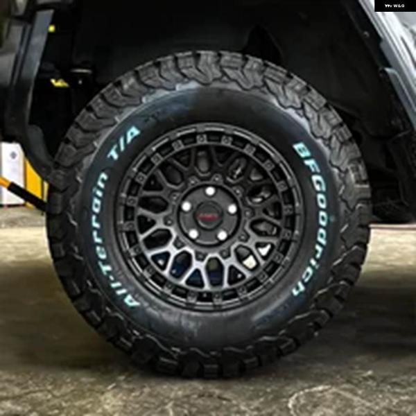 並行輸入品 アルミリム マットブラック 17インチホイール 5X127 ジープ ラングラー JK J...