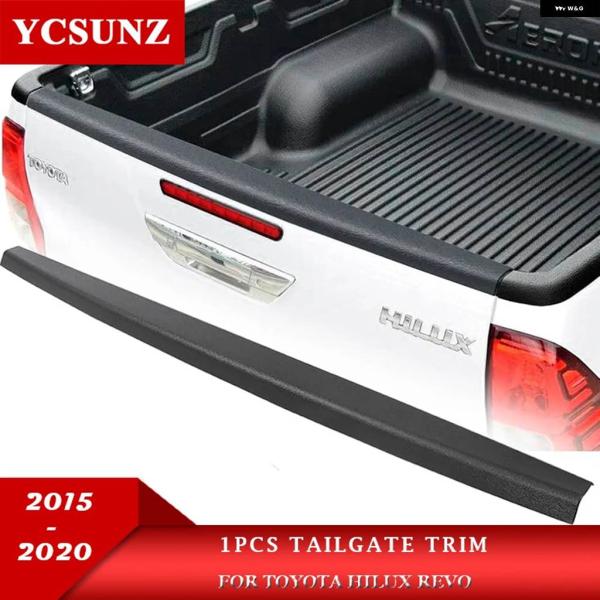 並行輸入品 1個 テールゲートカバー トリム トヨタ ハイラックス レボ 2015-20 ピックアッ...