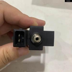 並行輸入品ターボブースト圧力 ソレノイド バル...の詳細画像1