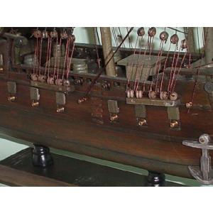 Neca社 パイレーツ オブ カリビアン ブラックパール号 レプリカ Texascashandpawn Com