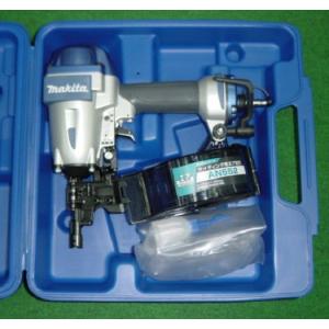 送料無料 マキタ AN504 50mm 常圧エア釘打機 打込深さ調整機構付 送料無料 マキタ AN504 50mm 常圧エア釘打機 打込深さ調整機構付