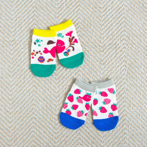 キッズ きんぎょがにげた 靴下2足セット 表紙＆いちご 絵本ナビオリジナルグッズ 絵本 グッズ 五味...