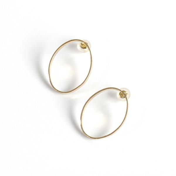 siki (シキ) / SK-LP02-GD オーバルラインピアス - ゴールド