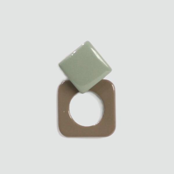 sinc シンク 2way スクエアピアス スモーキーグリーン × ベージュ (片耳タイプ)  si...