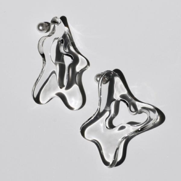 Iria Ashimine（イリア アシミネ） / Twist ピアス - CLEAR レディース ...