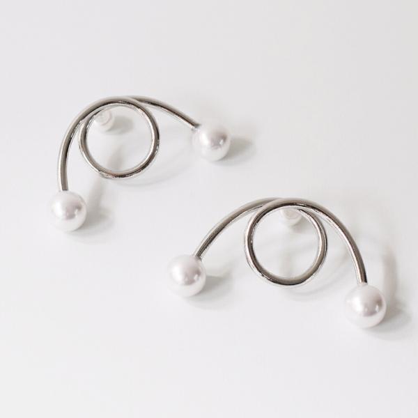 ＼ 訳あり 60%OFF／ Iria Ashimine（イリア アシミネ） / Horn ピアス プ...