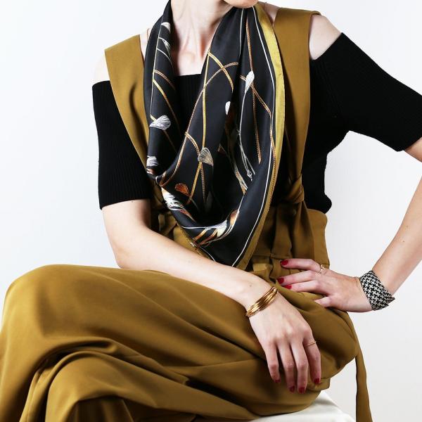 moca.arpeggio（モカ アルペジオ） /  Little birds ネックレス柄 スカー...