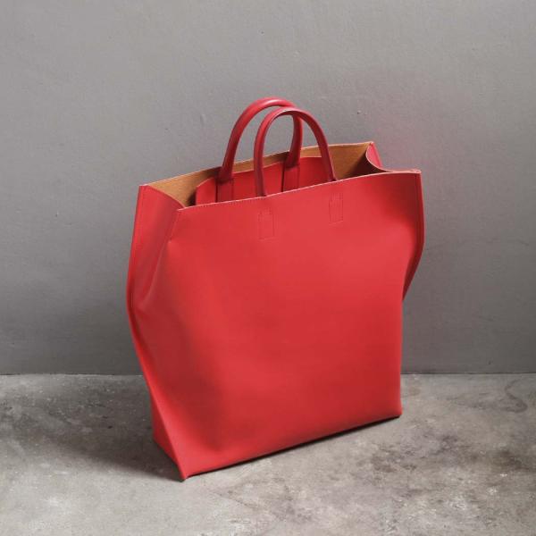 COURTNEY ORLA (コートニーオーラ) SLOPE TOTE l レッド/キャメル SLO...