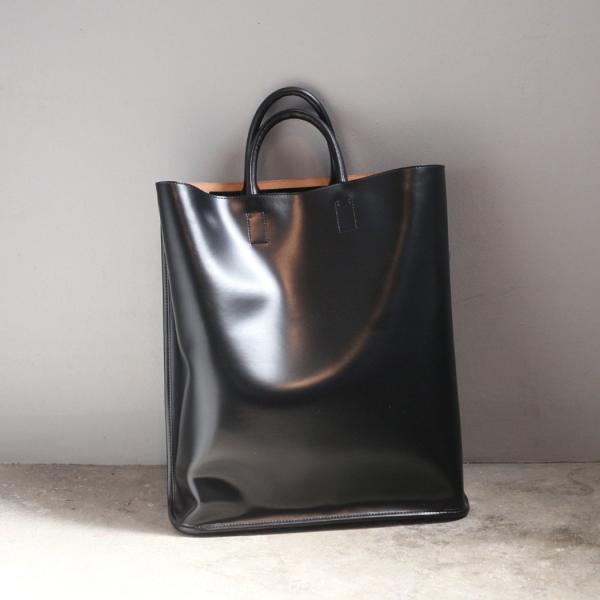 COURTNEY ORLA (コートニーオーラ) / CURVE TOTE l - ブラック/アイボ...