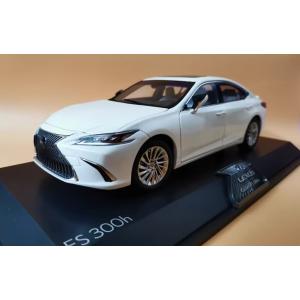 京商 1/18 レクサス NX 450h+ SUV 2022 ソニッククォーツホワイト 開閉