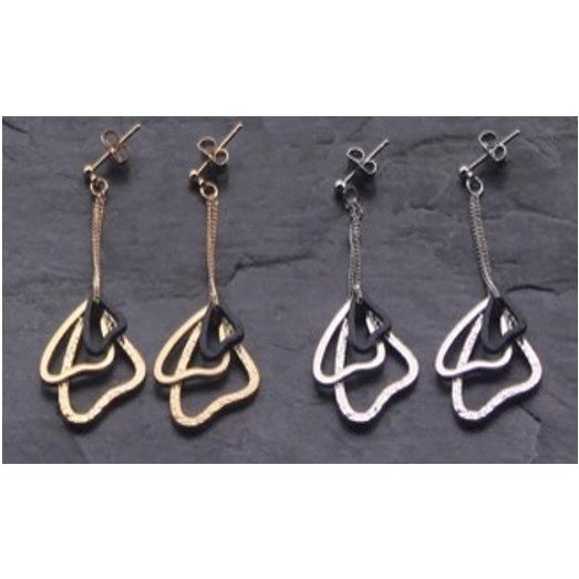 ピアス　モダン　ゴールド　シルバー　黒　ハート連結　プレゼント　レディース