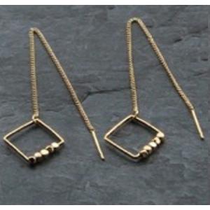 ピアス　モダンゴールド　四角　揺れる　シンプル　プレゼント　レディース